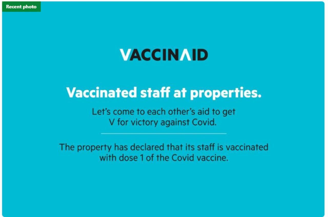 Vaccinated Staff - Oyo 1300 Crecia Guest House Hatu Eksteriør bilde